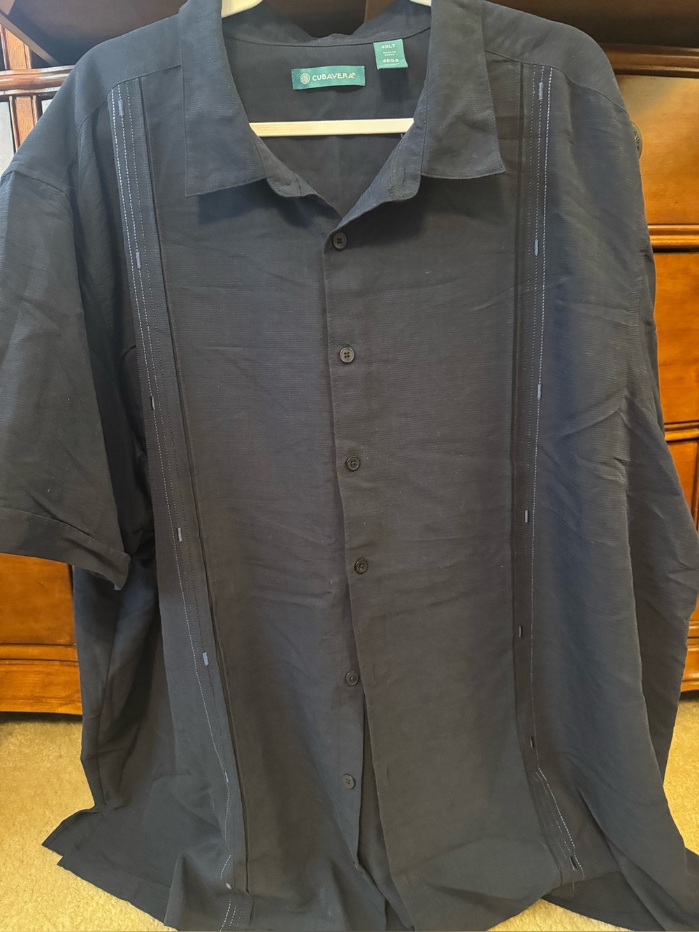 Cubavera Men’s Navy Blue Short-Sleeve Button-Down Guayabera Shirt
